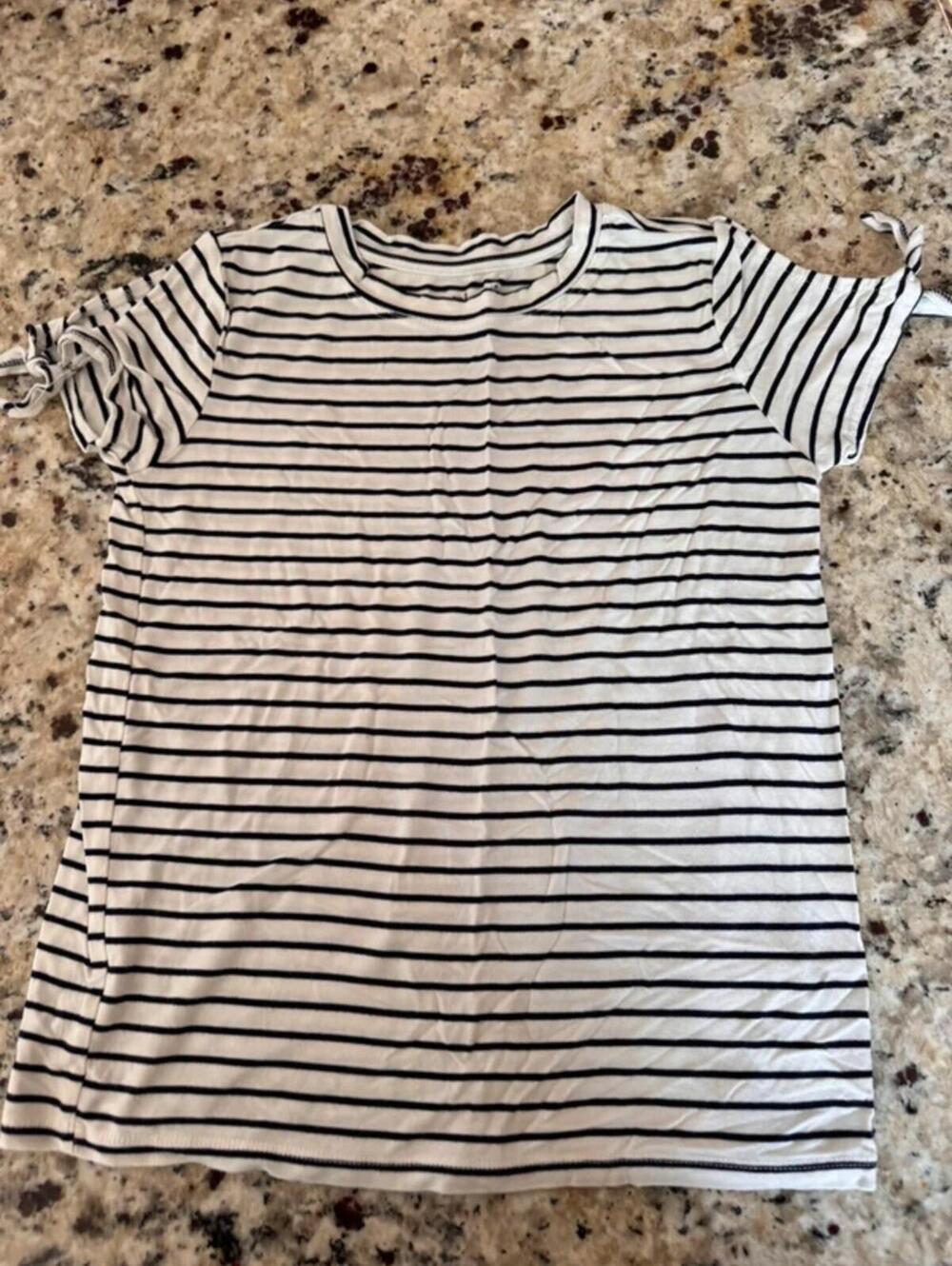 Ruim +Ryder short sleeve top size medium